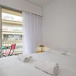 Lägenhet Joli Bien Equipe Avec Piscine Et Parking