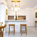 Joli Bien Equipe Avec Piscine Et Parking Roquebrune-Cap-Martin