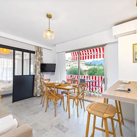 Joli Bien Equipe Avec Piscine Et Parking Roquebrune-Cap-Martin